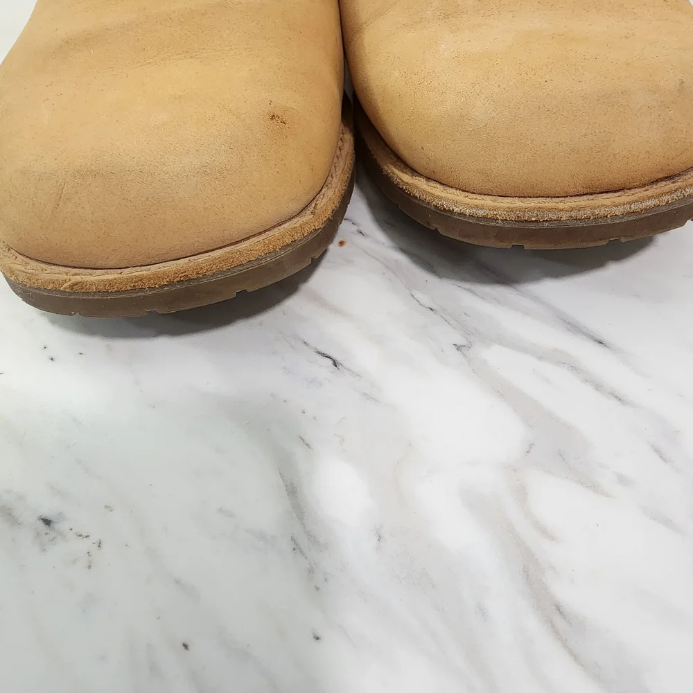 B Buffalino Mens 9 Leather   Boot‎ Beige Suede Cushioned Square Toe A7